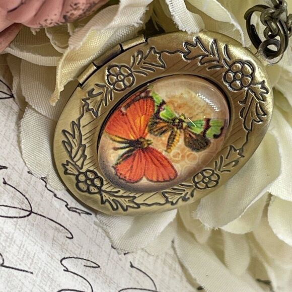 Bronze Easter Dragonfly Butterfly Mother’s Day Locket Necklace Pendant Wedding - Picture 6 of 15